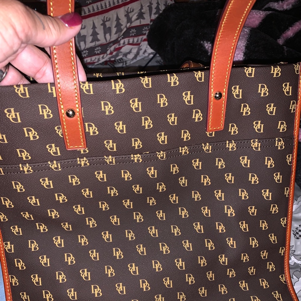 D&B purse. Used twice. 100$ or best offer